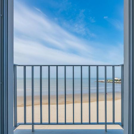 Cerise Royan - Le Grand Hotel De La Plage Exteriér fotografie