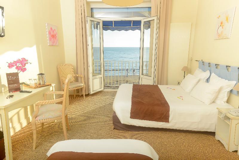 Cerise Royan - Le Grand Hotel De La Plage Exteriér fotografie